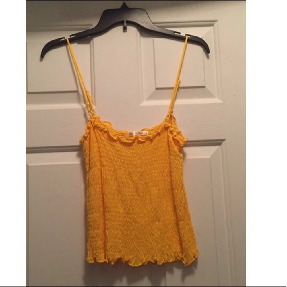 COPY - Size Large yellow tank top Heart & Hips